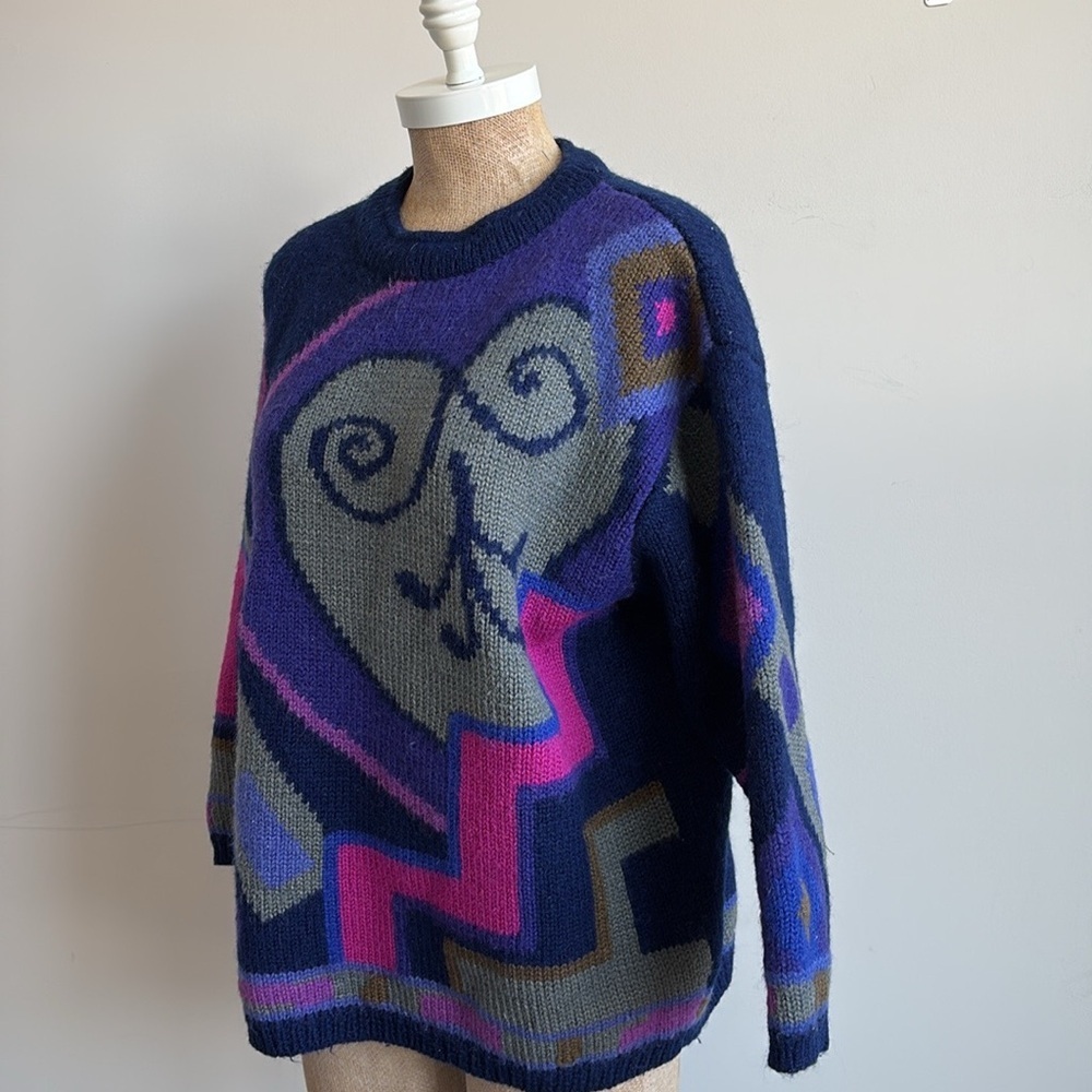 Vintage Esprit  Abstract Sweater - Picture 5 of 5